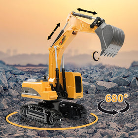 ID Gerilla RC excavator uses durable materials for tough, safe playtime.