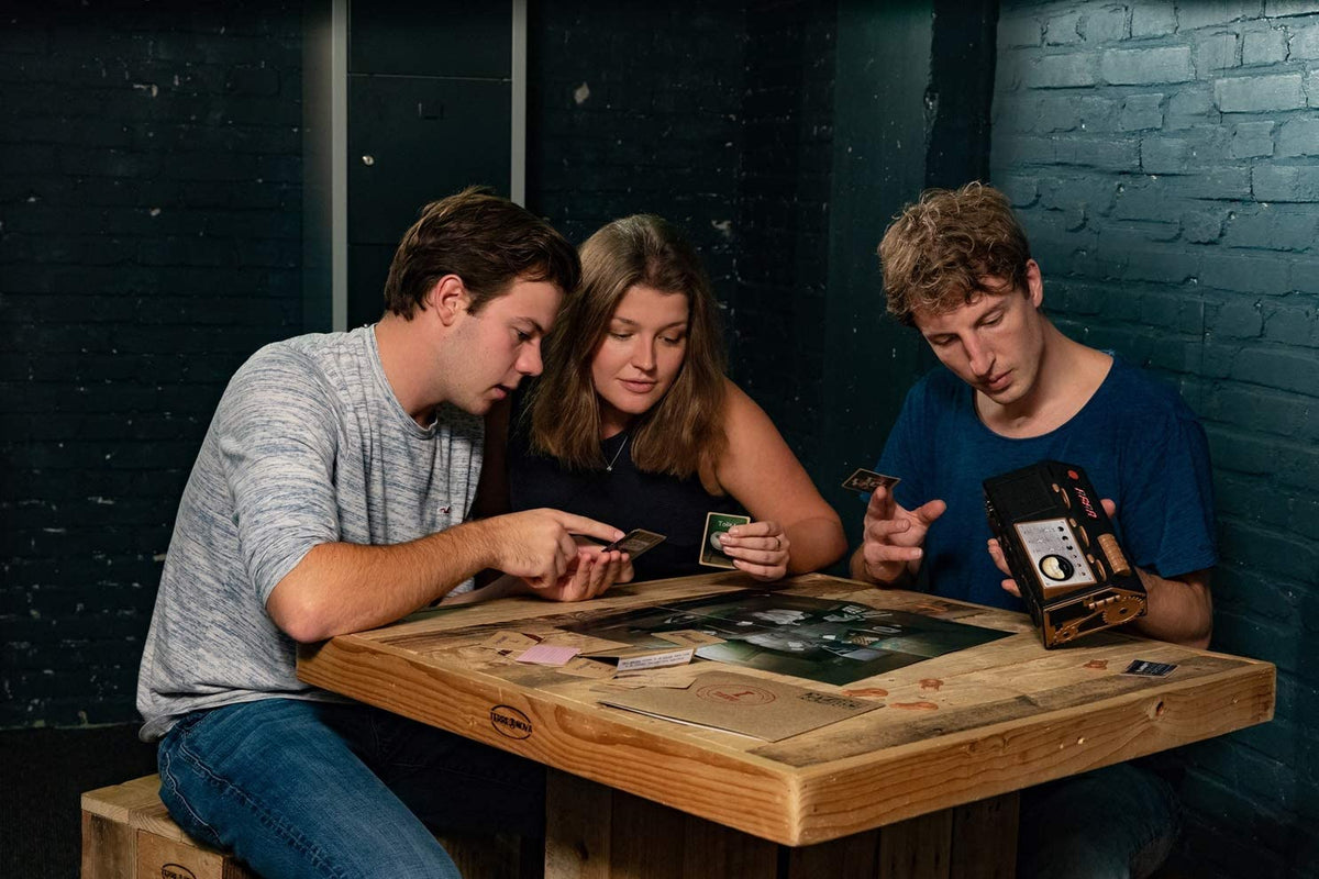 Identity Games Prison Break mirror card serves as a reflective clue element.