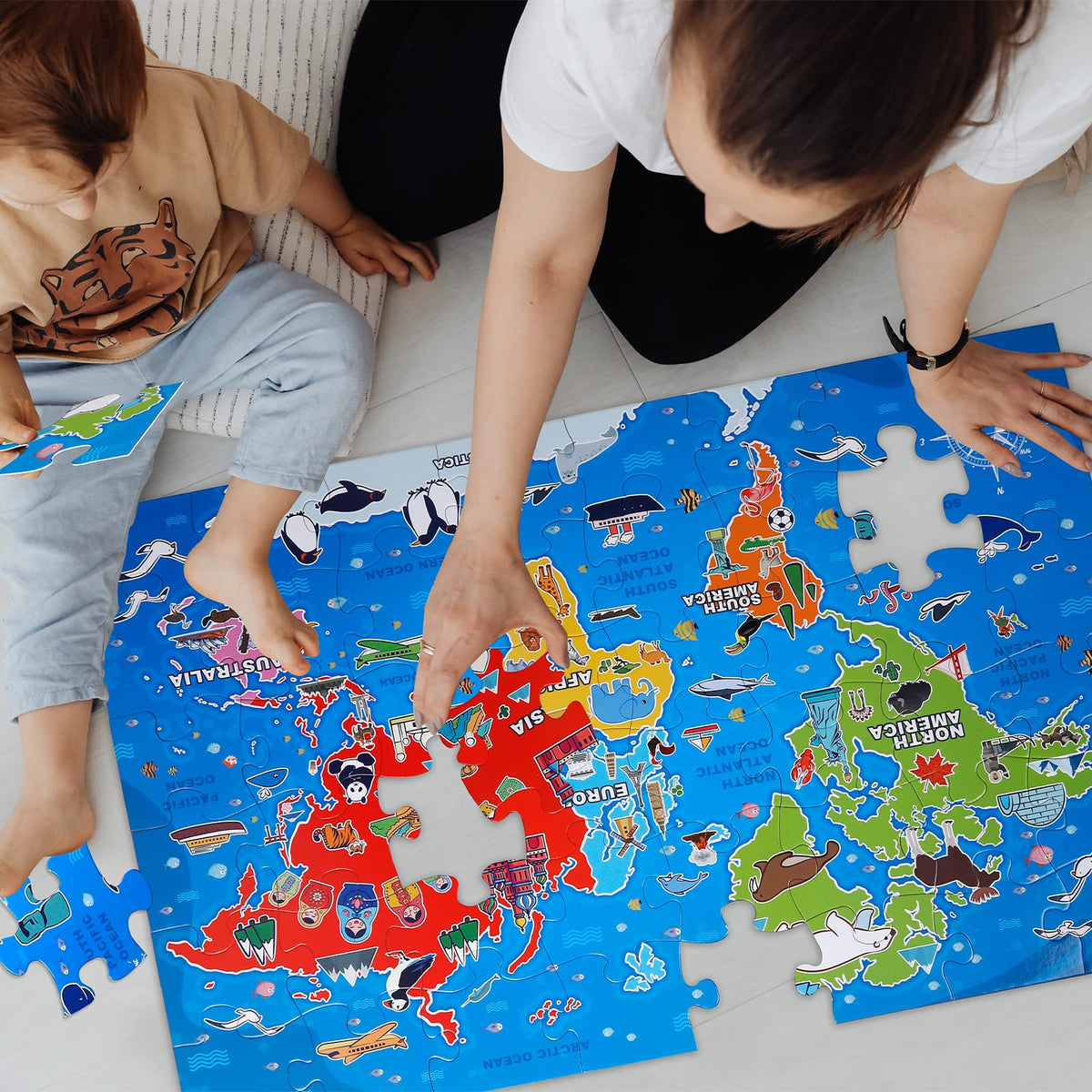 IFLOVE durable cardboard pieces resist wear from frequent use.