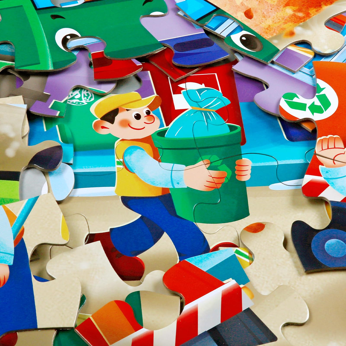 IFLOVE durable cardboard design emphasizes easy cleaning and sturdy daily use.
