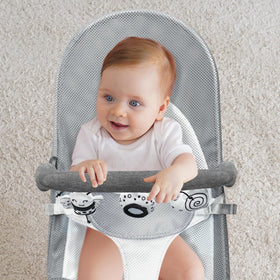 iGRATENS Toy Bar with crinkle wings: encourages tactile exploration and sound cues
