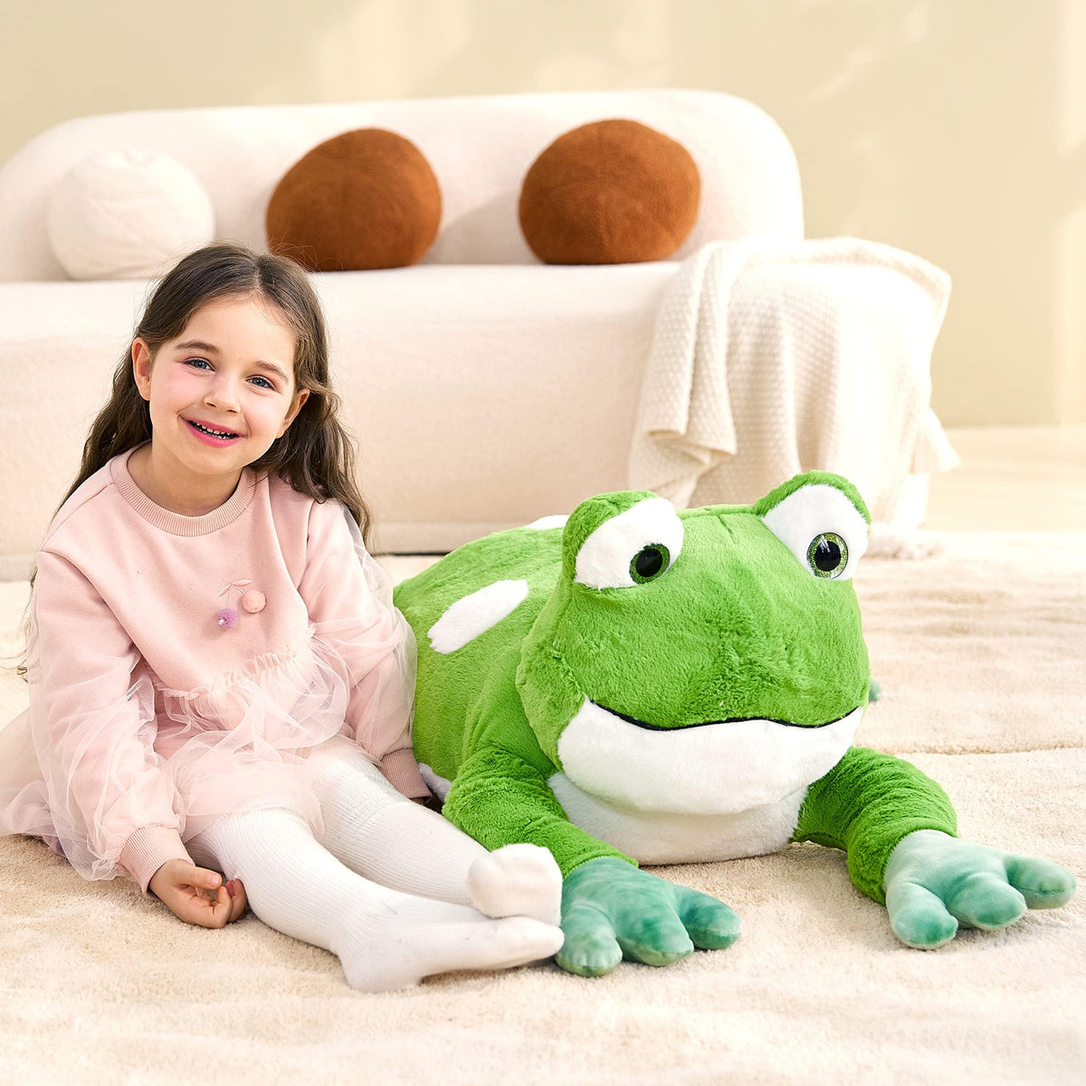 IKASA frog plush surface-washable for easy cleaning after adventures
