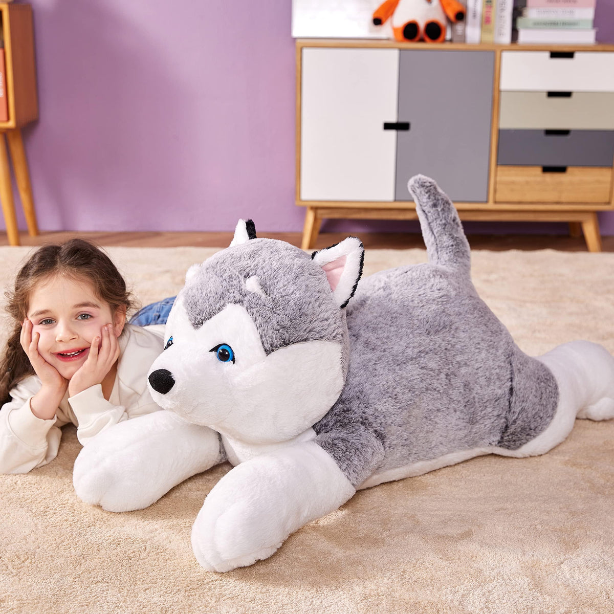 IKASA Husky plush cleaning: surface-wash friendly for easy care.
