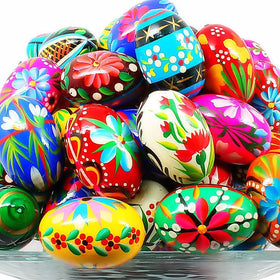 Lightweight Pisanki eggs are easy to place on stands.