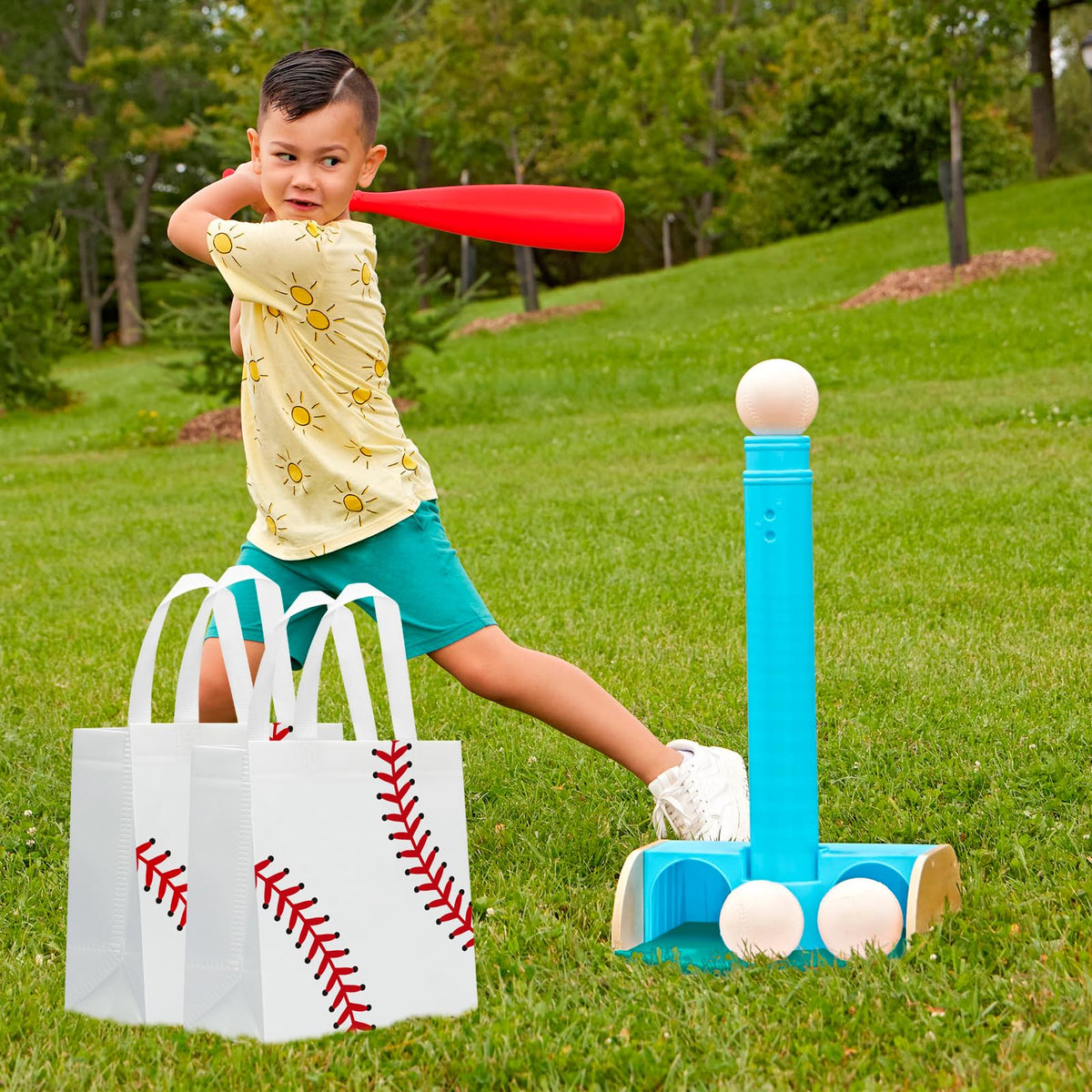 Infankey baseball gift bag with handles close-up, easy to hand out