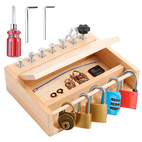 Wooden board lock patterns encourage logical thinking during play