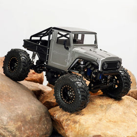 INJORA IR40-24 magnetic mount enables quick attachment to stock chassis