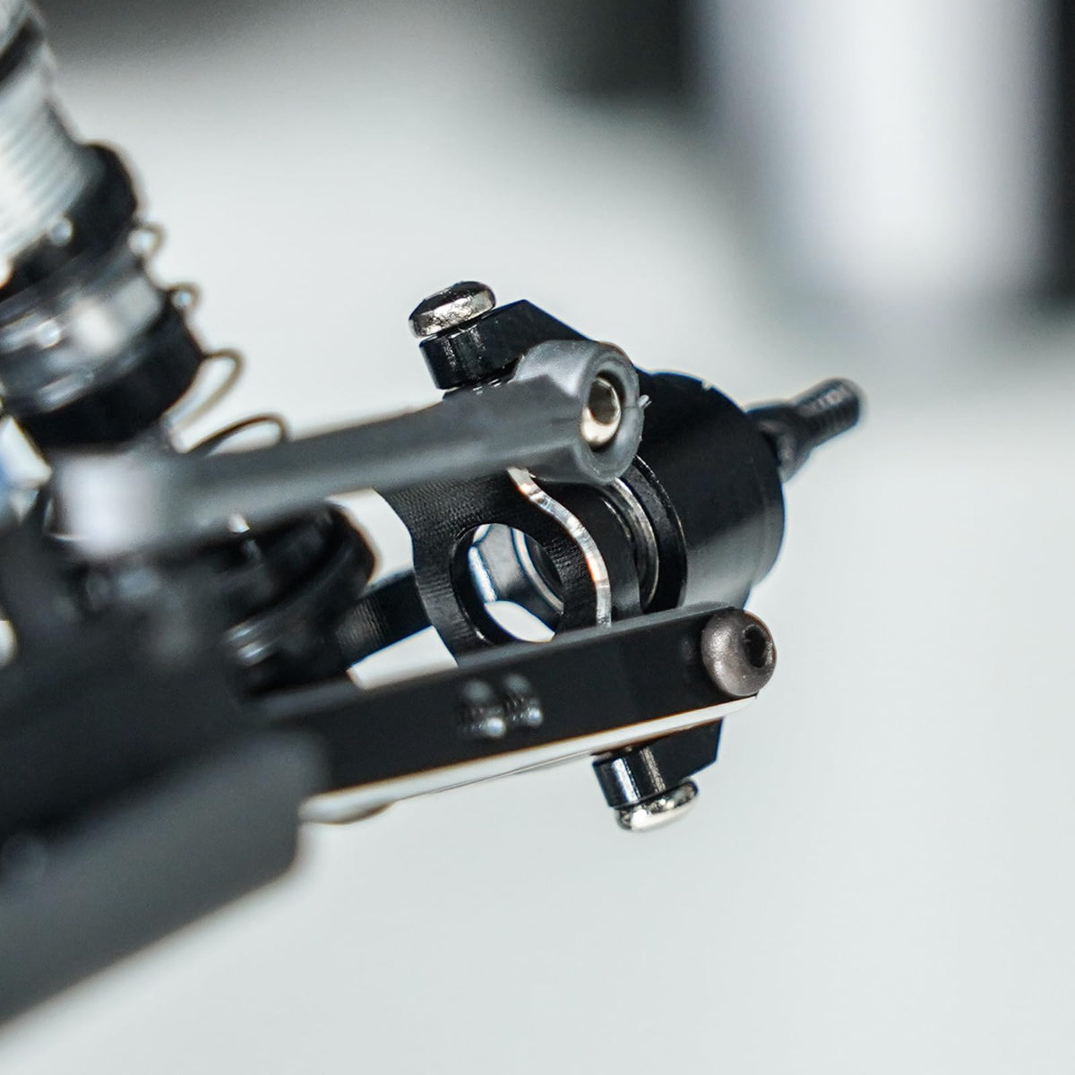 Package includes two steering knuckles, two caster blocks, and two rear hubs