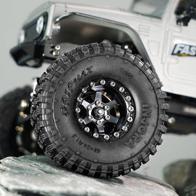 INJORA 23g wheel weight grey improves balance on crawling courses.