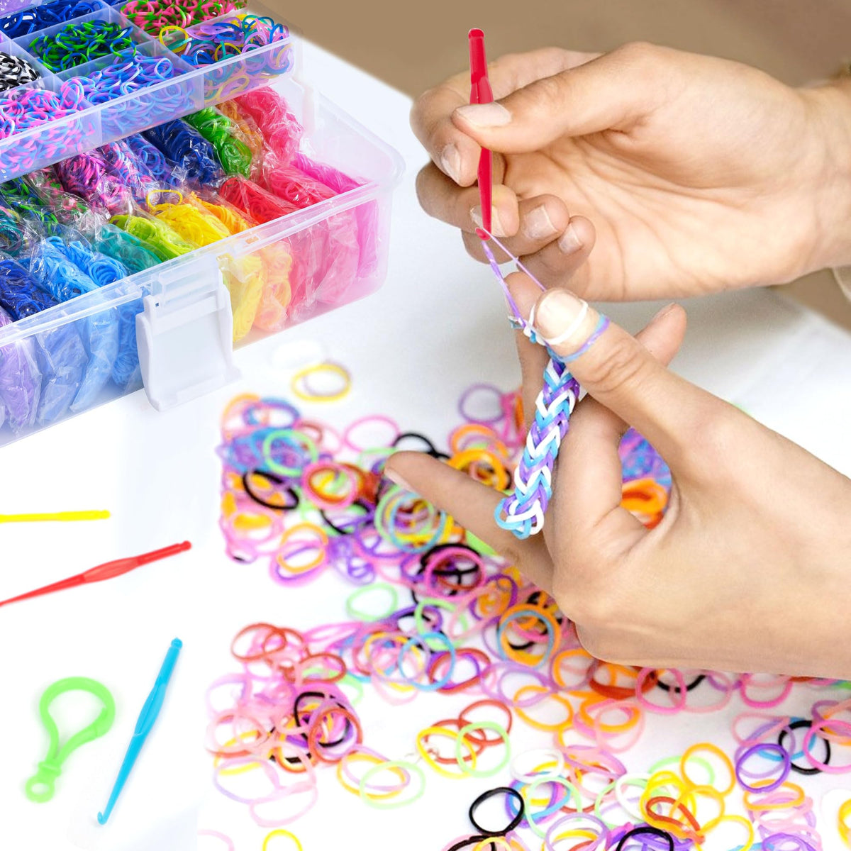 INSCRAFT 600 S-Clips ideal for secure, quick bracelet assembly.