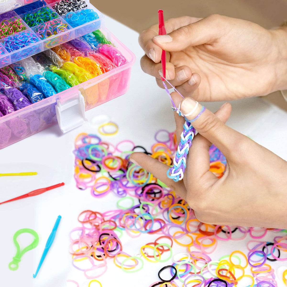 INSCRAFT storage pink container keeps bands neatly organized for neat crafting sessions