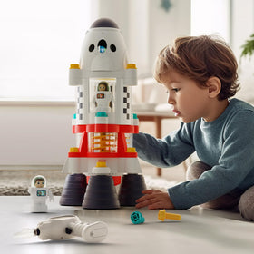 iPlay iLearn rocket interstellar assembly in action boosts imagination and STEM curiosity