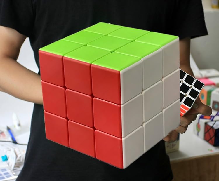 IRRDFO Giant Speed Cube Pro 18cm in-hand, smooth grip for challenging puzzles