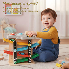 Itainq wooden hammer toy provides tactile Montessori-inspired discovery.