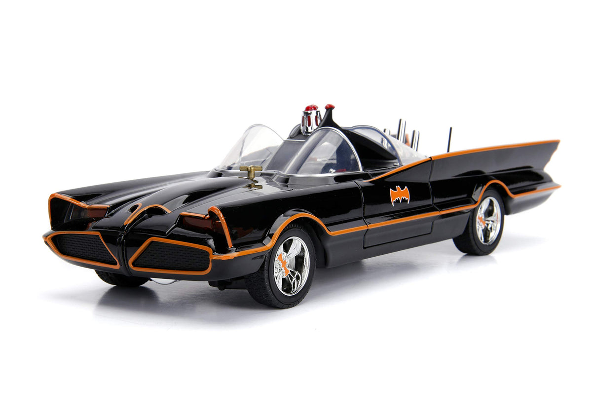 Jada Batmobile 1966 figures included enable quick storytelling moments.