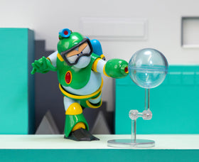 Jada Bubble Man with interchangeable heads for versatile poses.