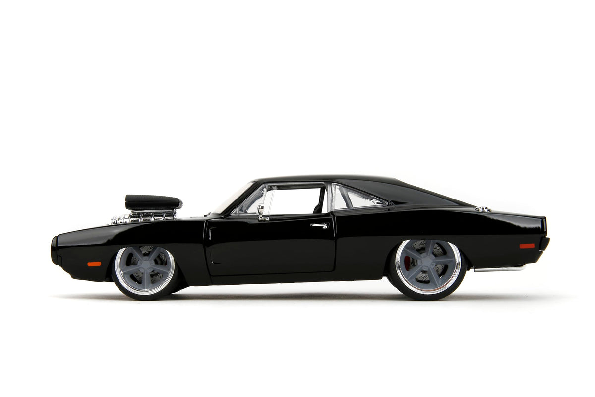 Jada 1:24 scale model highlighting engine bay detail for collectors