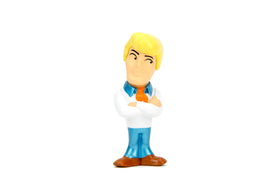 Jada MetalFigs Velma figure adds nostalgic charm to a desk or cabinet with sturdy metal build.