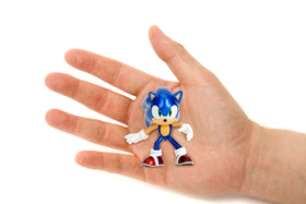 Jada MetalFigs wave1 knuckles-pose captures dynamic action for playtime or display.