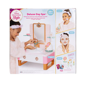 Jakks Pacific Disney Princess Deluxe Day Spa vanity drawer keeps accessories neatly organized
