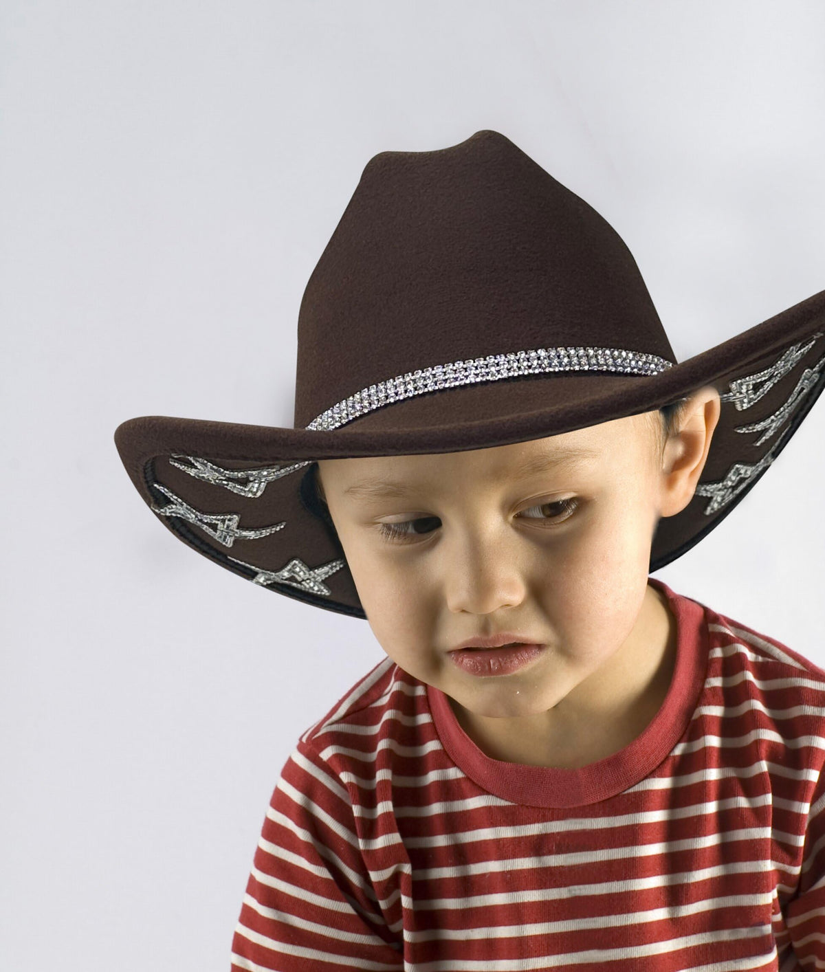 Jastore hat pairs with denim outfits for birthday party styling.
