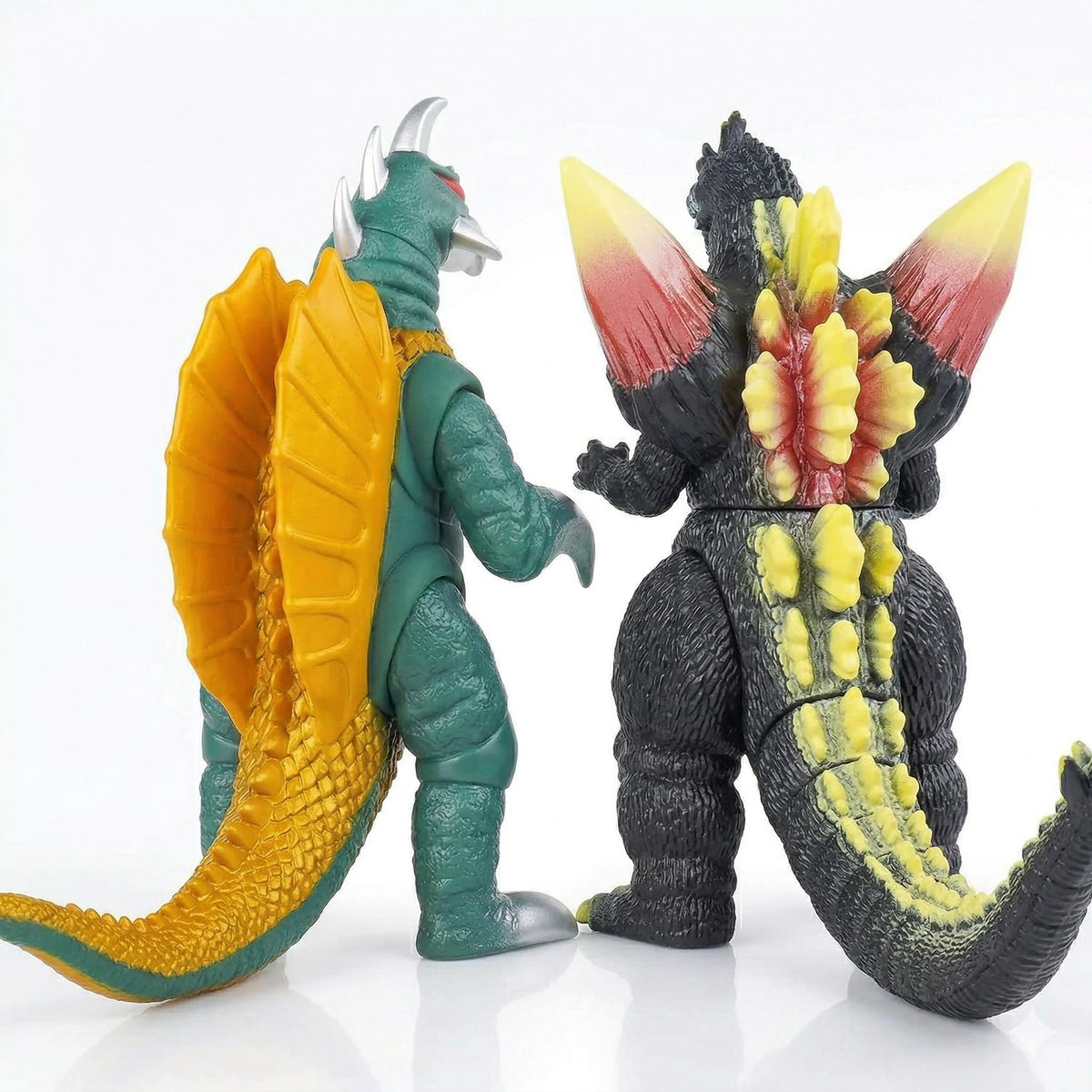 JAYKENIXO monster diorama display for collectors and fans.