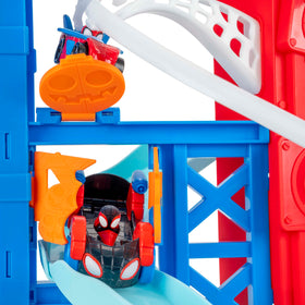 Jazwares Marvel Spidey Green Goblin Pole encounter boosts heroic teamwork