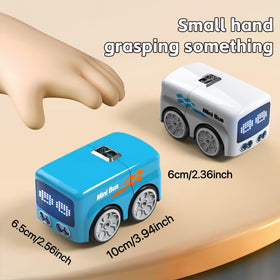 JBHUXT Magic Mini Bus dynamic lights and sounds enhance playtime cues.