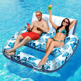 JCLEAL two-person pool lounger setup for sunny days