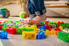 Jelly Blox ouch-free design protects little feet during play.