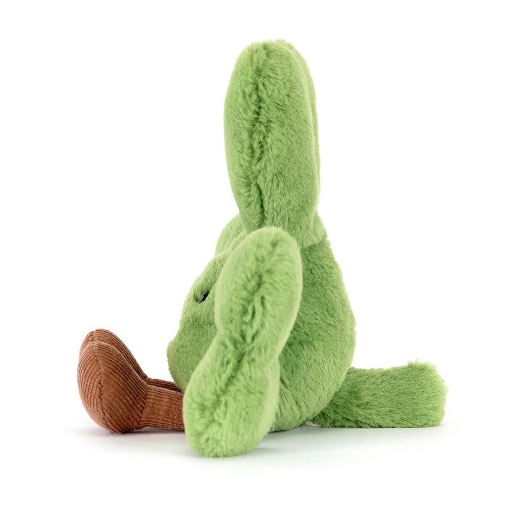 Jellycat Amuseables Siofra Shamrock lifestyle scene showcases cheerful decor and gifting potential.