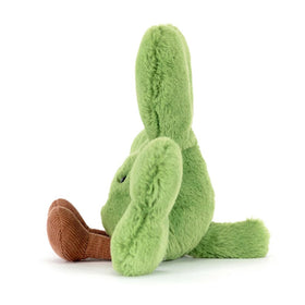 Jellycat Amuseables Siofra Shamrock lifestyle scene showcases cheerful decor and gifting potential.
