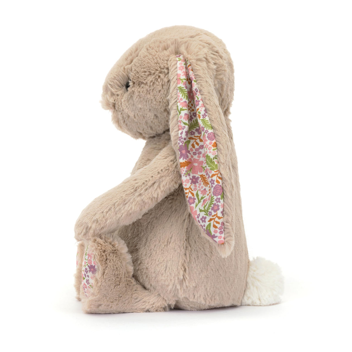 Jellycat Blossom Beige Bunny Pink Nose, adds a cute focal point for imaginative storytelling.