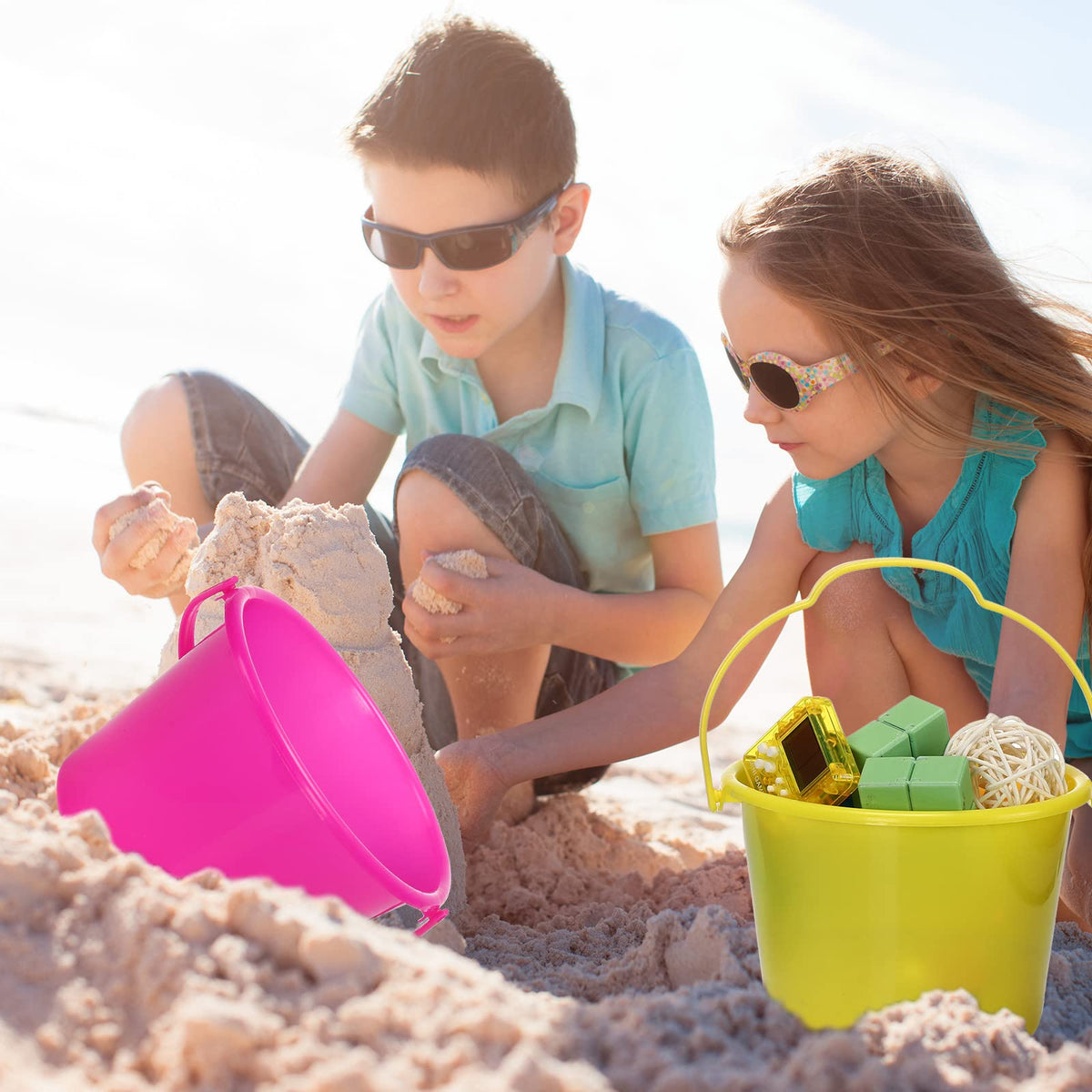 Jerify blue beach bucket offers safe lightweight use for toddlers