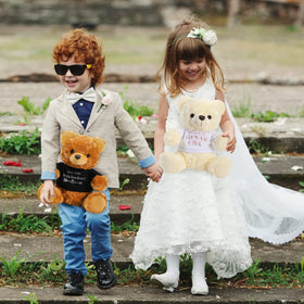 Jexine proposal gift bear adds sweet charm to wedding proposals and anniversaries.