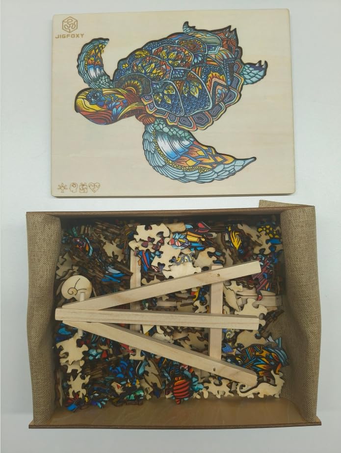 Jigfoxy seasonal-ready puzzle makes a thoughtful Christmas or Thanksgiving gift