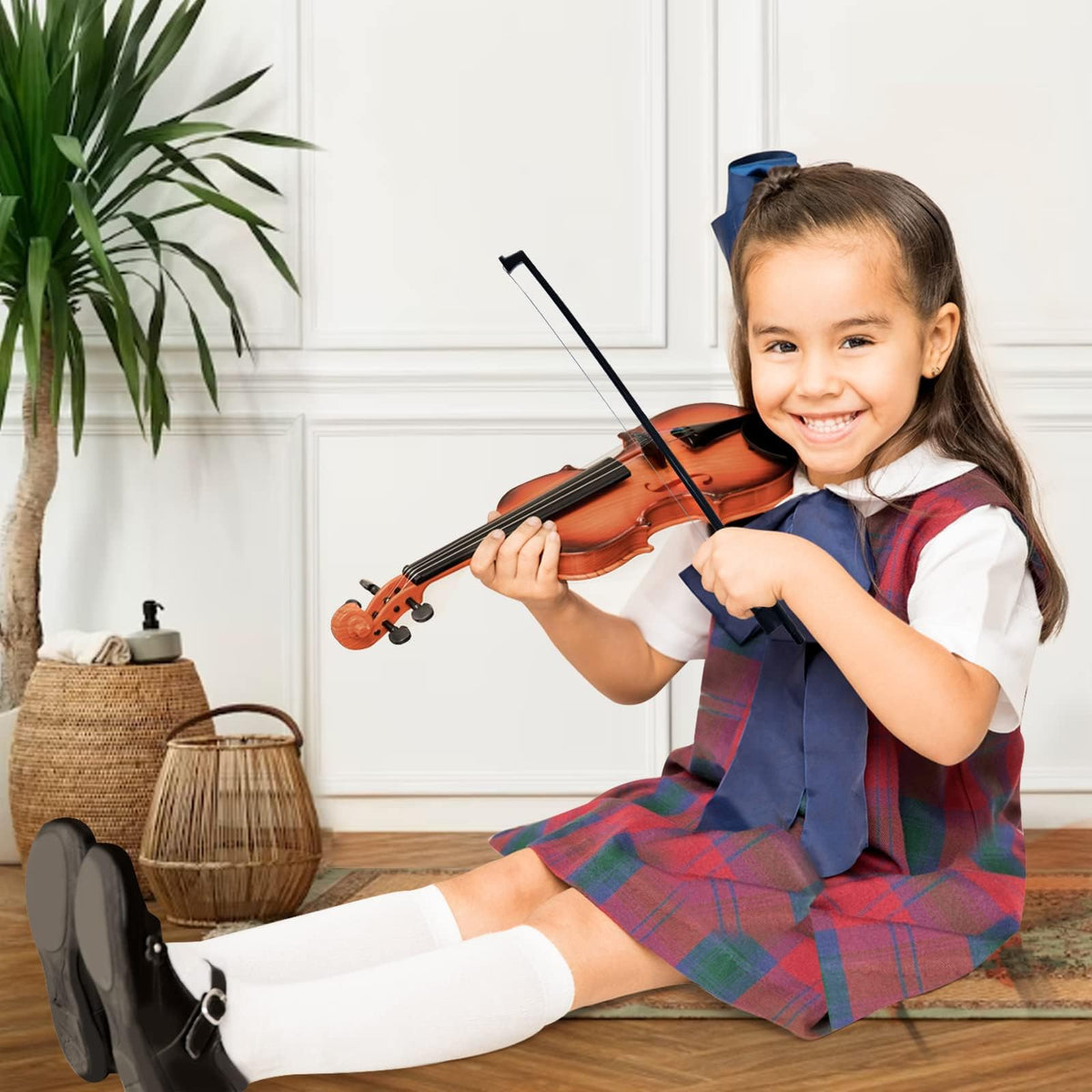 Lightweight violin toy, easy to carry for lessons and travel