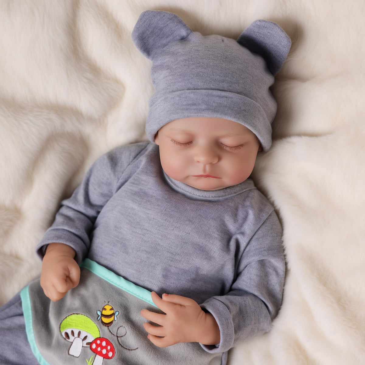 JIZHI newborn doll with visible veins and blush for realistic display