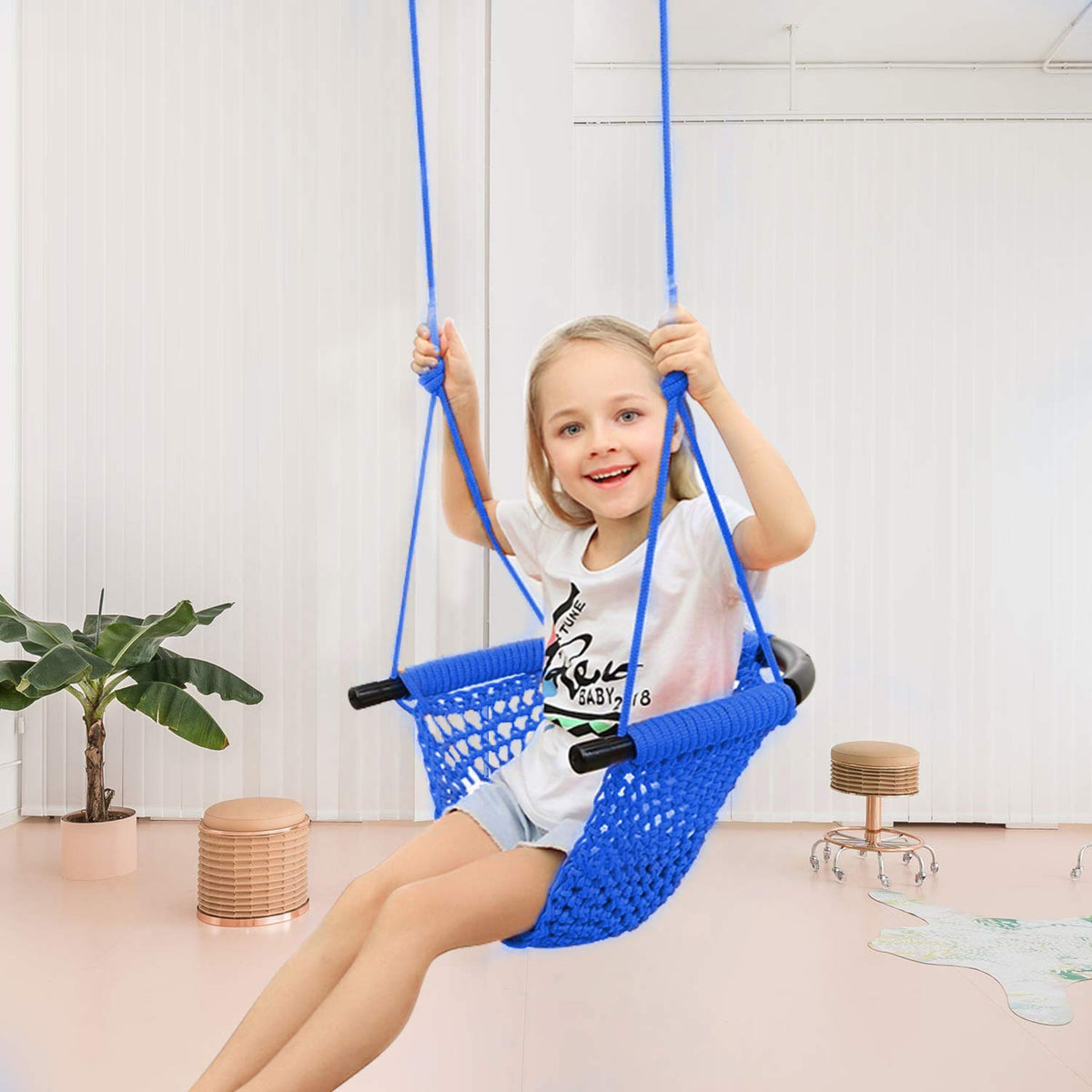 Snap hooks and straps included with JKsmart swing seat for quick setup