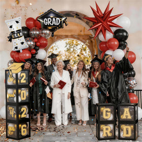 Jobkoo mixed latex balloons in four sizes offer versatile garland ideas.