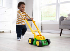 John Deere Tomy lawn mower extendable handle for easy storage.