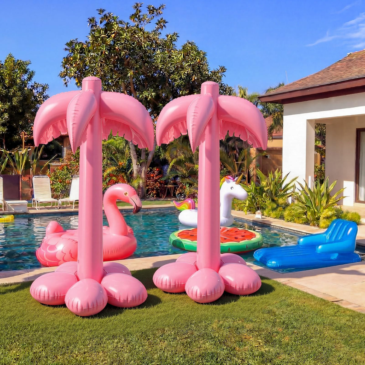 JolliLudo outdoor decor to brighten garden or pool area.