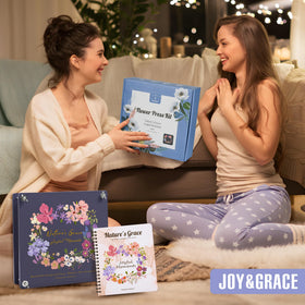 Joy&Grace portable storage bag keeps pressed flowers organized on the go.