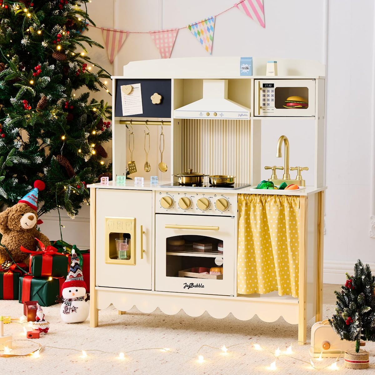 JoyBubbla 25-piece accessory set enhances realistic pretend play experiences