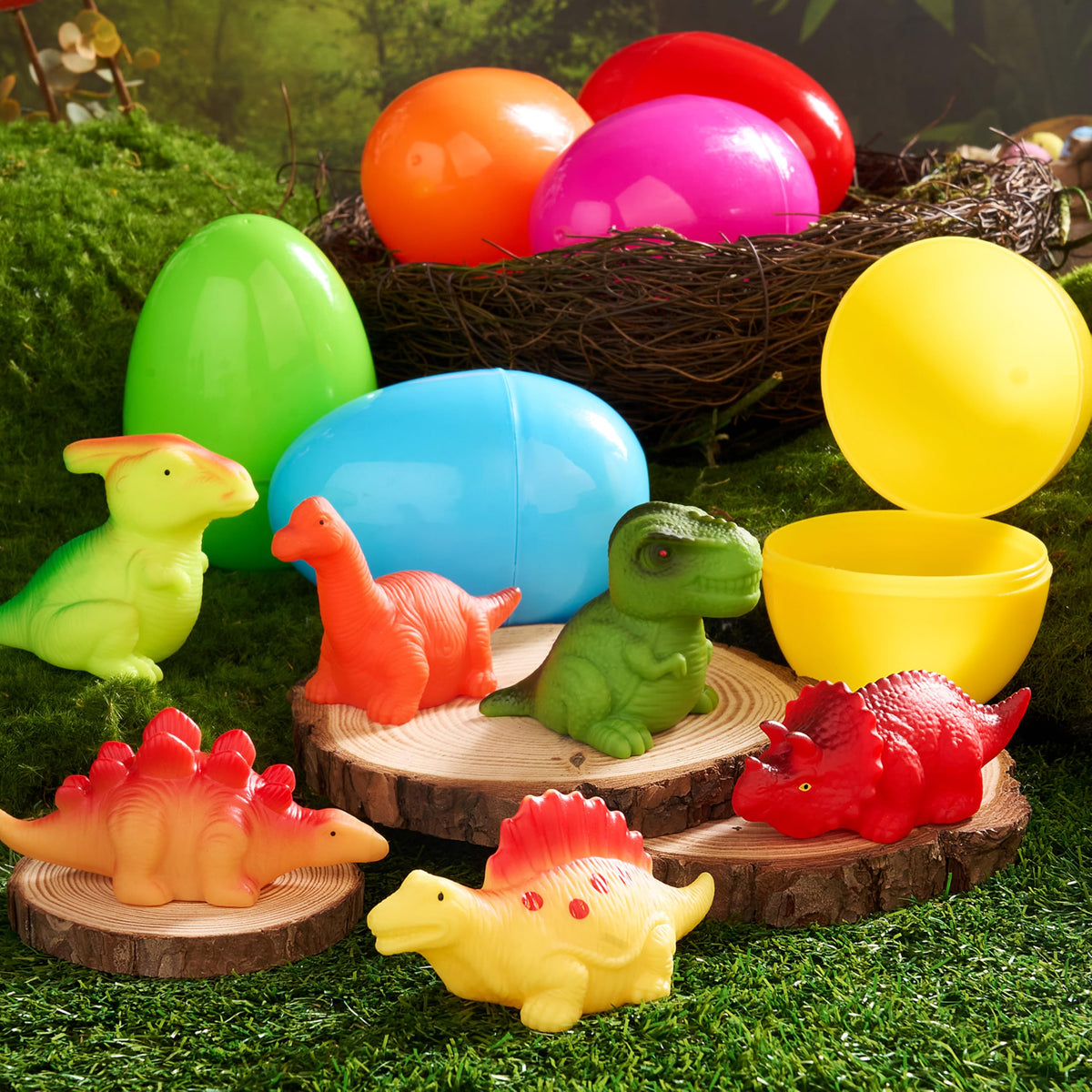 JOYIN bath-time dinosaur egg toy glowing in tub.