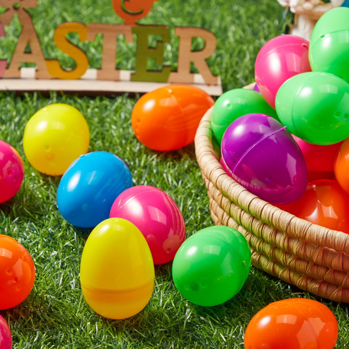 JOYIN hinge design eases filling and closing for personalized Easter experiences