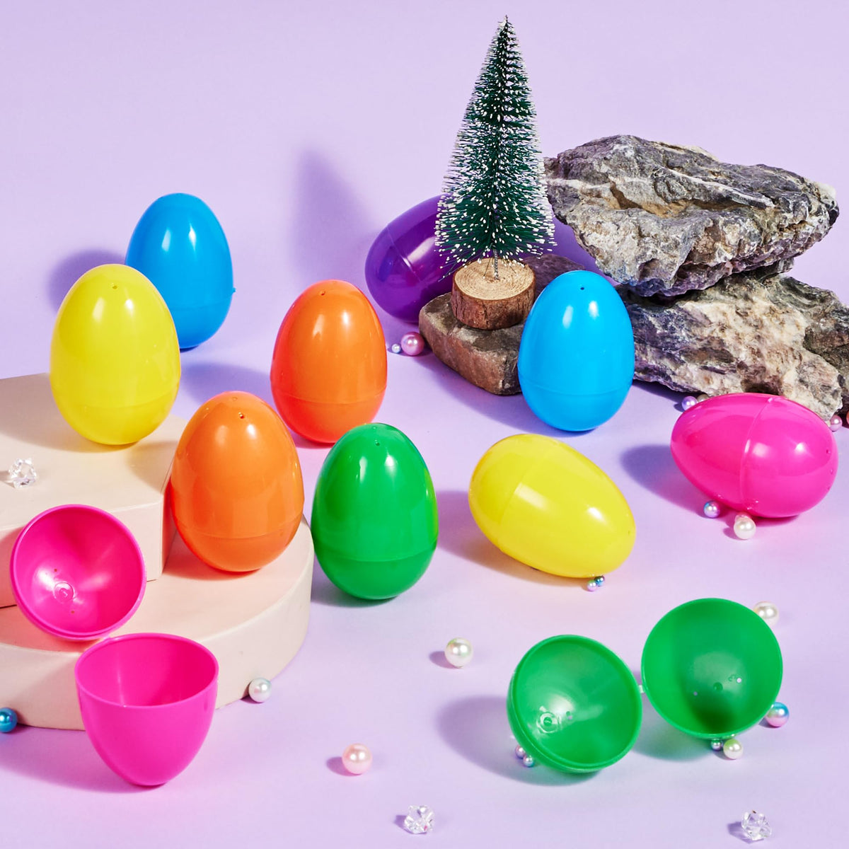 JOYIN durable plastic eggs withstand playful drops during Easter activities