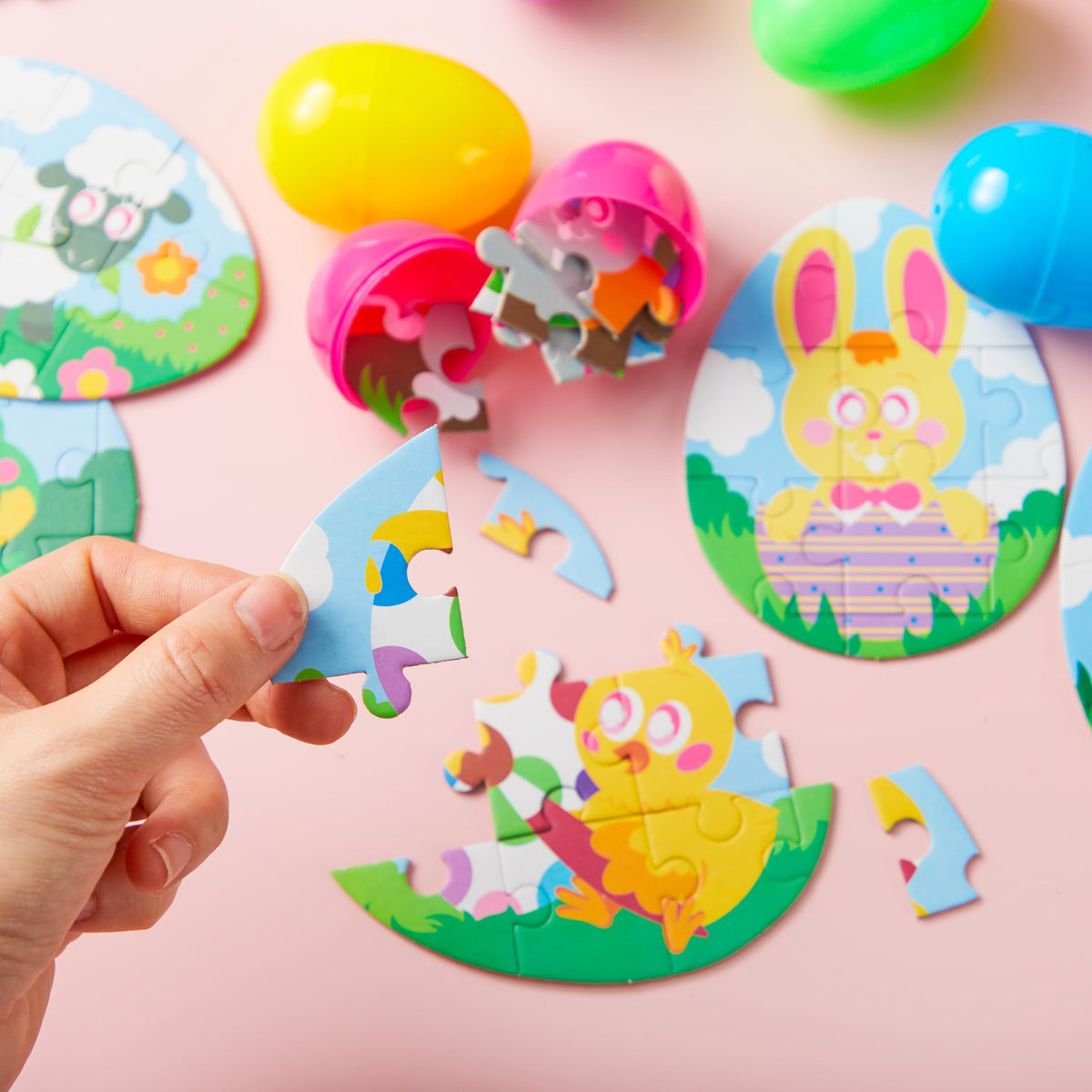 JOYIN egg shaped puzzles designs promote creative play and problem solving.