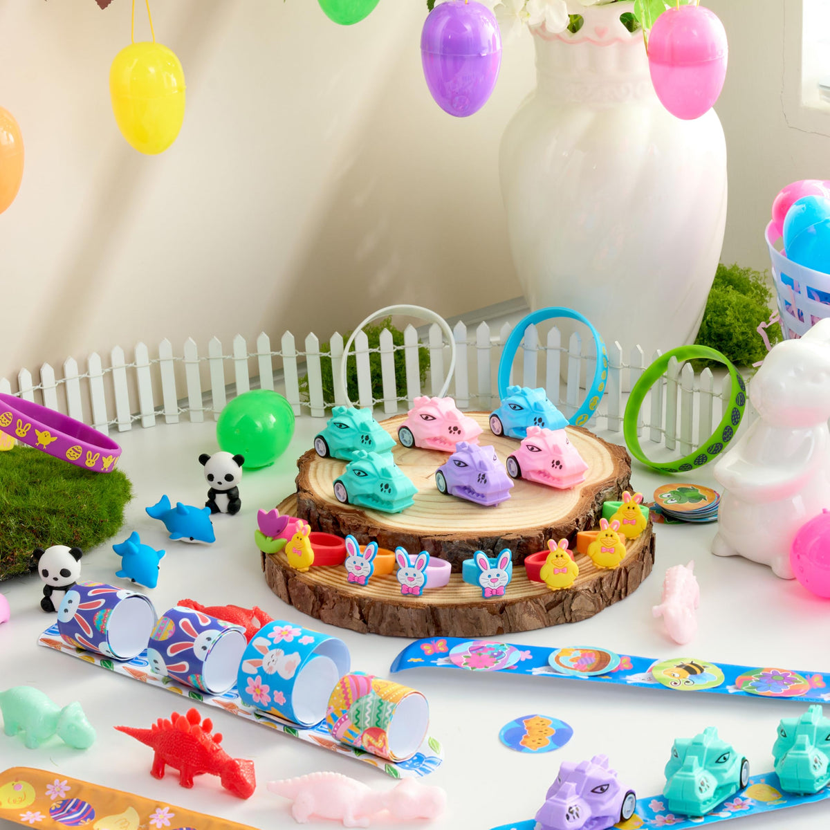 JOYIN eggs include sticky hands inside for fun prize reveals