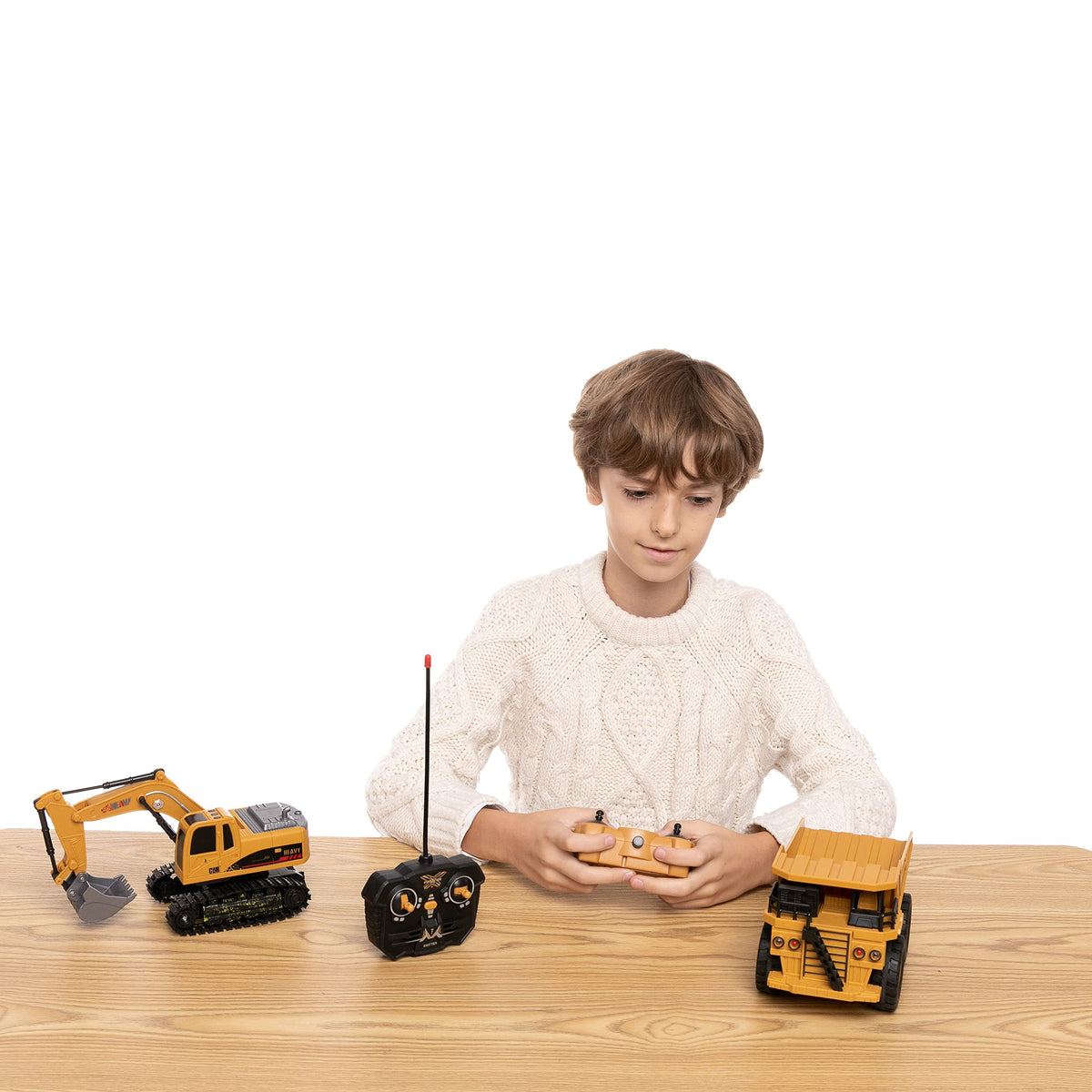 JOYIN family playtime with these vehicles encourages cooperative fun